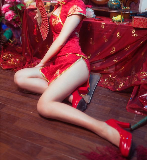 Em Gái Và Sườn Xám Đỏ - 妹妹和红色旗袍 – photo 8