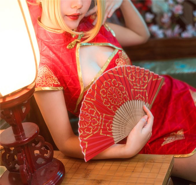 Em Gái Và Sườn Xám Đỏ - 妹妹和红色旗袍 – photo 18