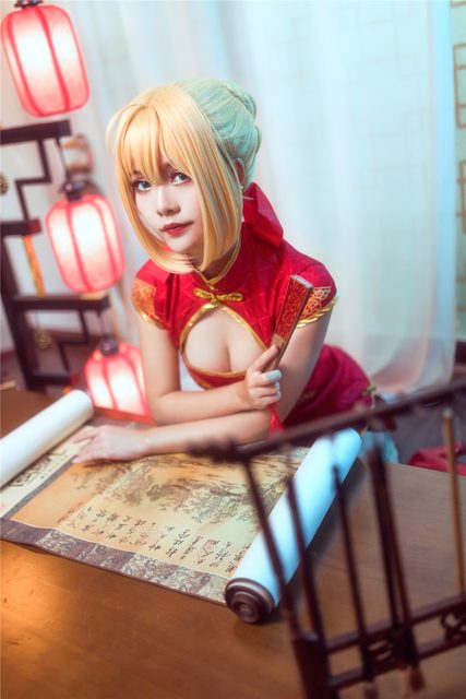 Em Gái Và Sườn Xám Đỏ - 妹妹和红色旗袍 – photo 24