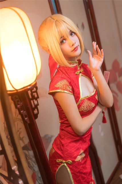 Em Gái Và Sườn Xám Đỏ - 妹妹和红色旗袍 – photo 31