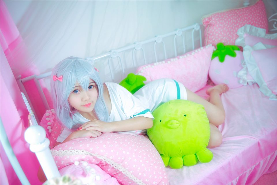 Em Gái Và Sườn Xám Đỏ - 妹妹和红色旗袍 – photo 36