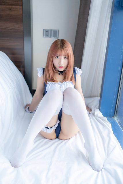Lụa Trắng Trong Phòng - 房间里的白丝 – photo 17