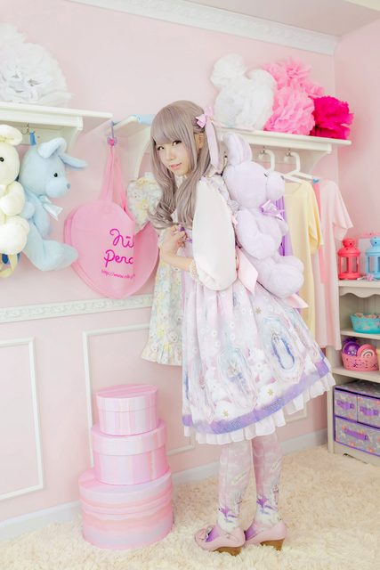 Pink – photo 16
