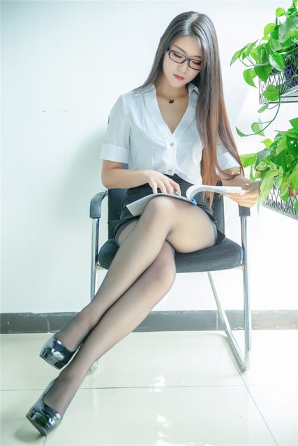 Thư Ký Tỷ Tỷ - 秘书姐姐 – photo 1