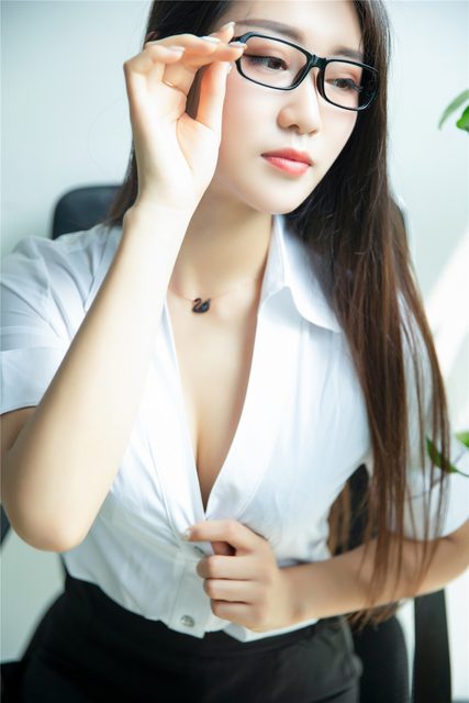 Thư Ký Tỷ Tỷ - 秘书姐姐 – photo 20