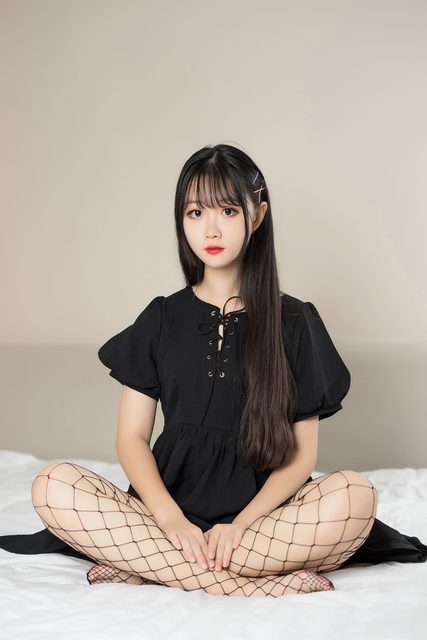 Tất Lưới Đen - 黑色网袜 – photo 3