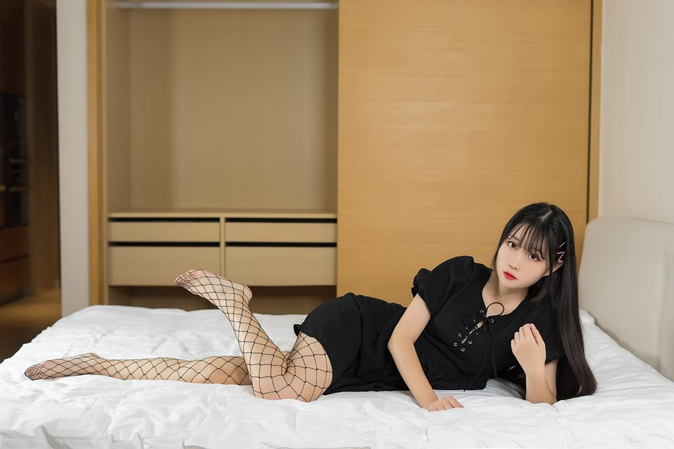 Tất Lưới Đen - 黑色网袜 – photo 37