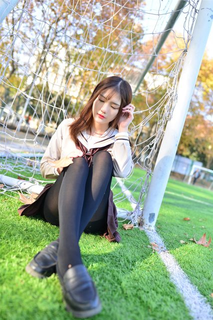 Tất Lưới Đen JK - 冬天里的JK黑丝 – photo 1