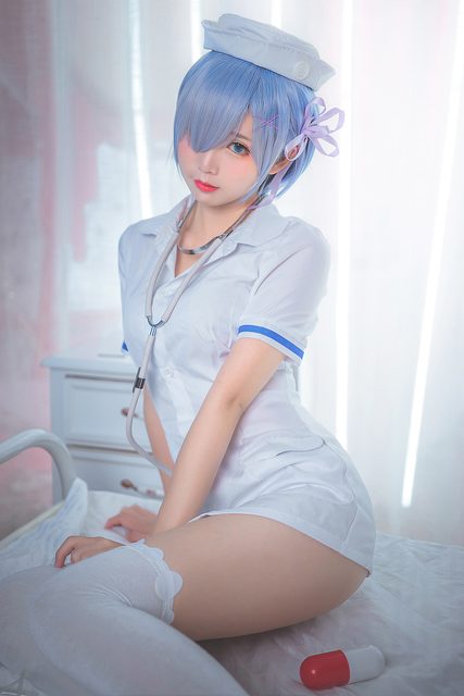 Y Tá Tỷ Tỷ Và Sườn Xám - 护士姐姐和旗袍 – photo 3