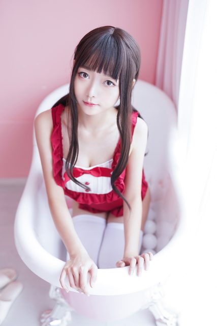 Đồ Bơi Đỏ - 红色死库水 – photo 2