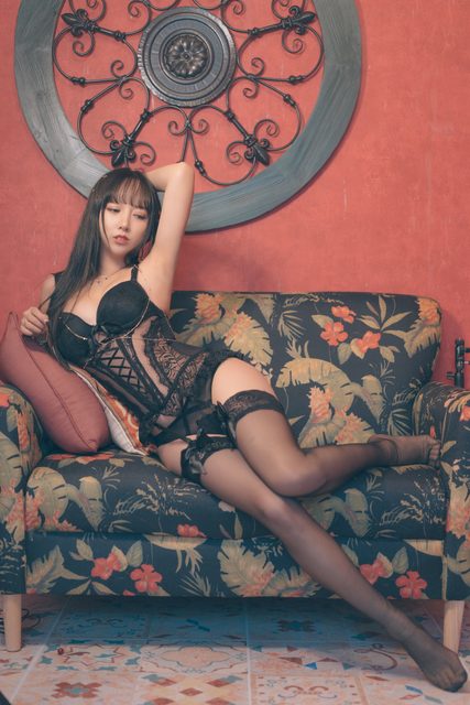 Quá Kỳ Mễ Tuyến Miêu - 过期米线线喵 - 6點半的月亮 – photo 32
