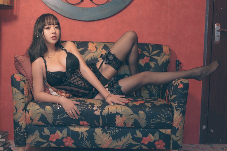 Quá Kỳ Mễ Tuyến Miêu - 过期米线线喵 - 6點半的月亮 – photo 35