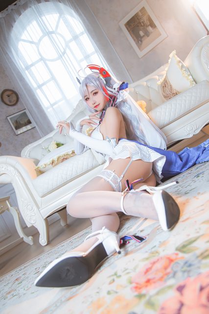 Momoko葵葵 - Prinz Eugen (Azur Lane) – photo 11