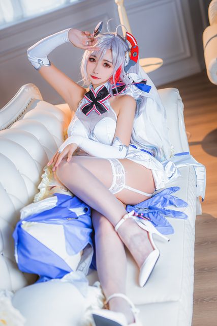 Momoko葵葵 - Prinz Eugen (Azur Lane) – photo 12
