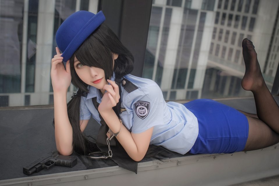 Momoko葵葵 - Tokisaki Kurumi Police Uniform – photo 1