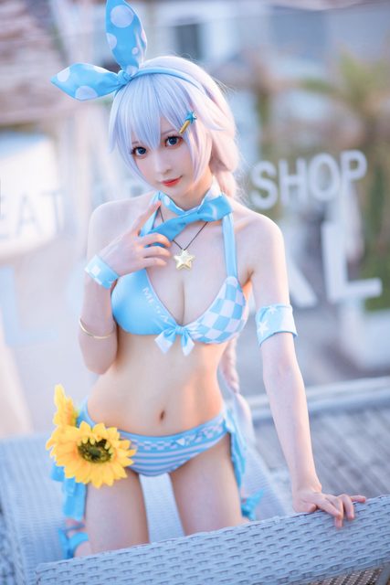 Nam Cung - 南宫 Kiana Bikini – photo 13