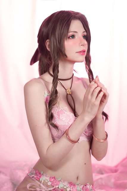 PeachMilky Aerith Lingerie Set – photo 2