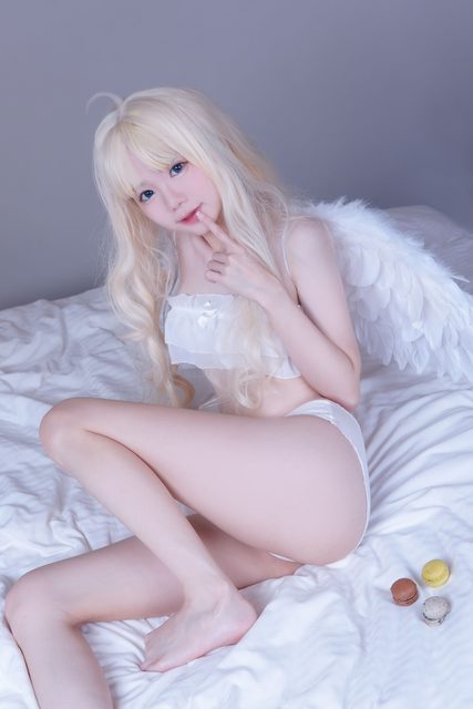 Sally Dorasnow - Filo – photo 15