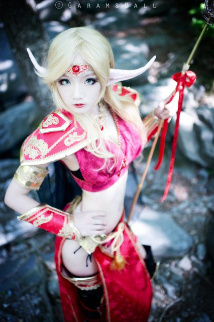 [Aza miyuko] Blood Elf Priest (World of Warcraft) – photo 1