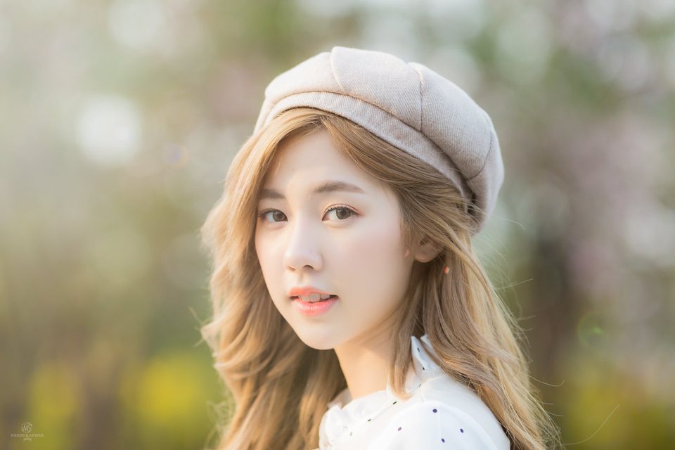 Nilawan Iamchuasawad   Beautiful girl in the flower field – ảnh 14
