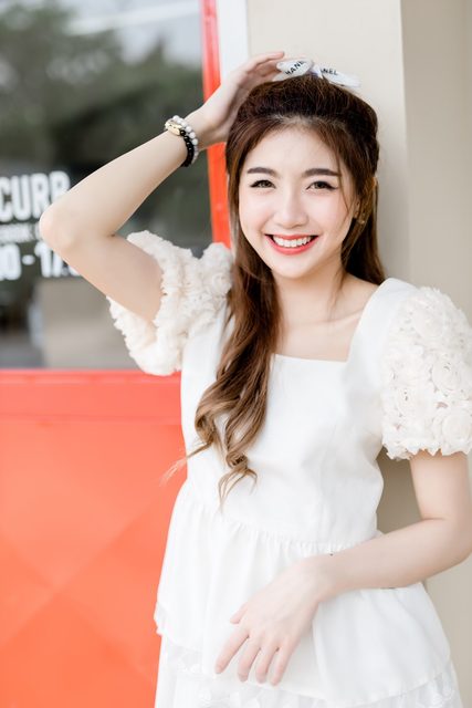 Sasi Ngiunwan Barbie Doll Smile – photo 5