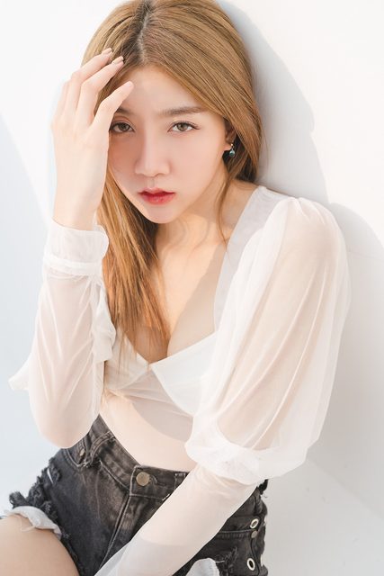 Sasi Ngiunwan Transparent Shirt and Short Pants – photo 10