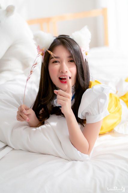 Yatawee Limsiripothong Cute Maid – photo 9