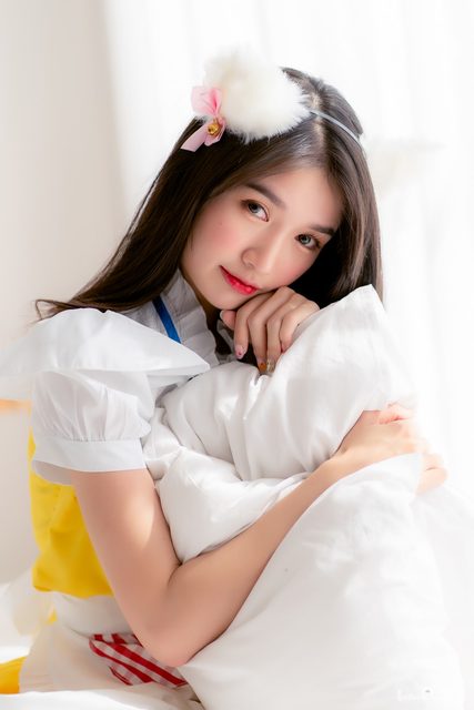 Yatawee Limsiripothong Cute Maid – photo 15