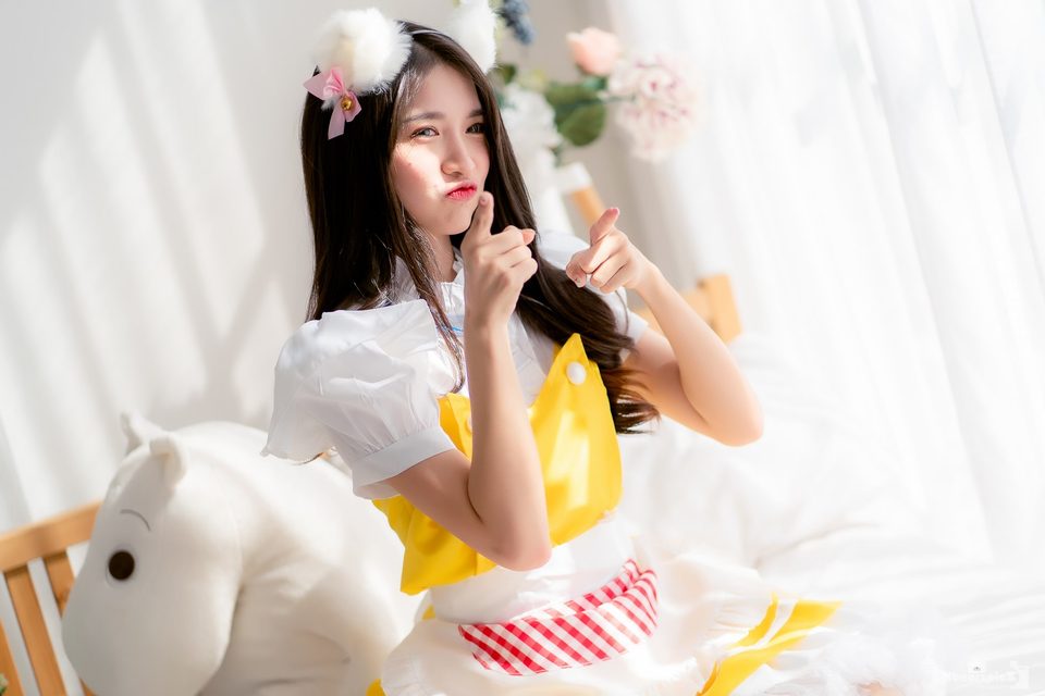 Yatawee Limsiripothong Cute Maid – photo 25