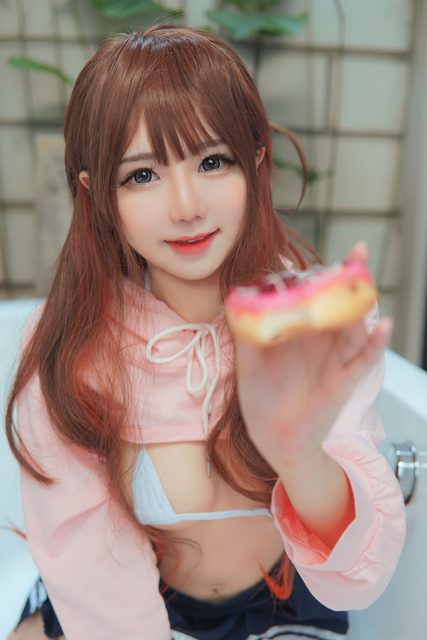 Sally Dorasnow - Chizuru – photo 10