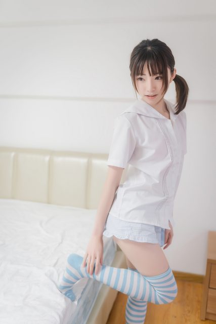 绮太郎 Kitaro - Sọc Xanh Xen Trắng Vớ - 蓝白条纹袜 – ảnh 23
