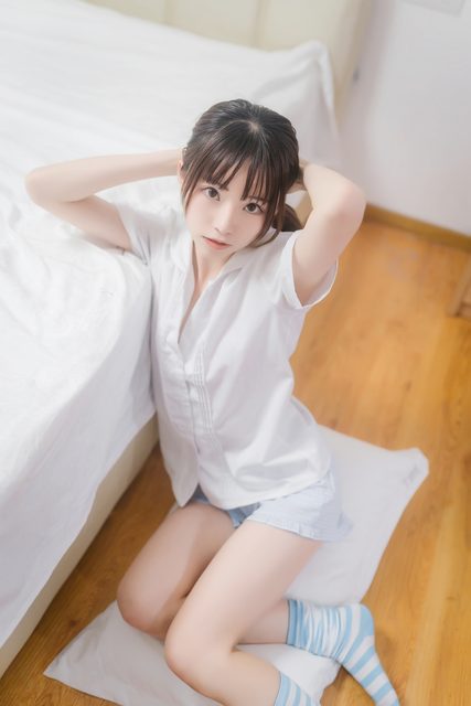绮太郎 Kitaro - Sọc Xanh Xen Trắng Vớ - 蓝白条纹袜 – ảnh 37