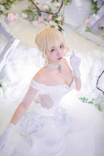Wedding Dress – photo 17