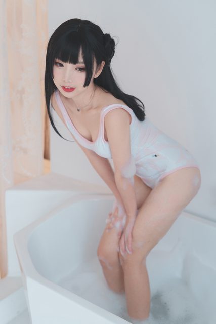 Bong Bóng Bồn Tắm - 浴缸泡泡 – photo 6