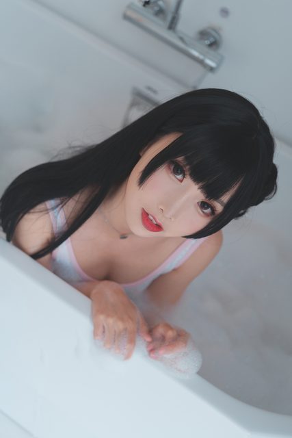 Bong Bóng Bồn Tắm - 浴缸泡泡 – photo 10