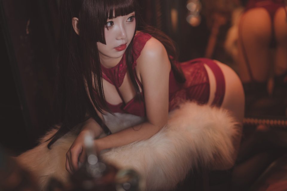 脑内少女 红色束衣 – photo 12