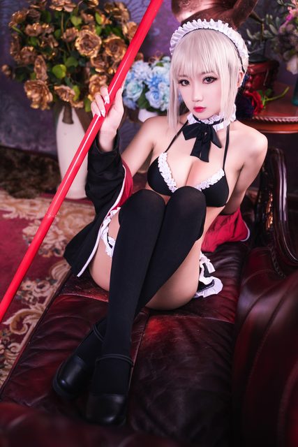 Hắc Ngốc Hầu Gái – photo 7