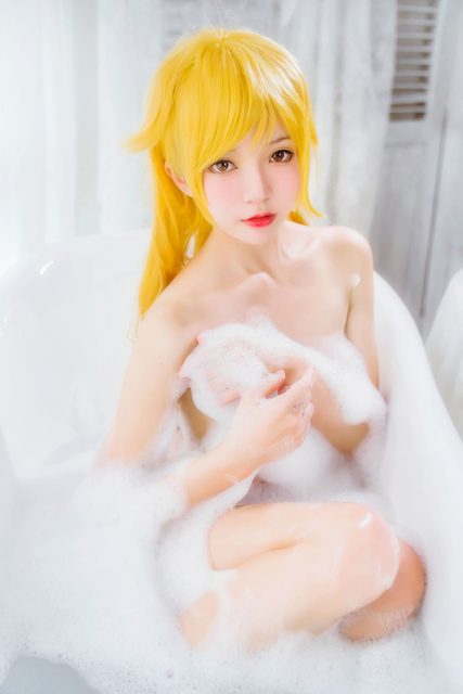 Bakemonogatari-Shinobu Oshino – photo 4