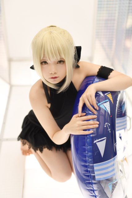 Saber Alter Swimsuit – photo 2