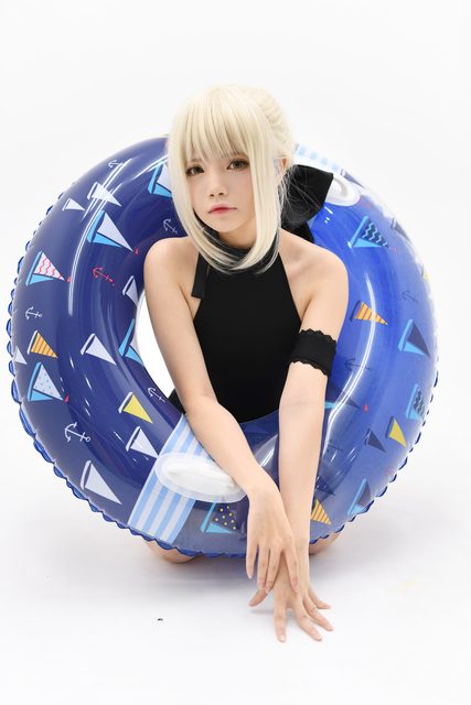 Saber Alter Swimsuit – photo 16