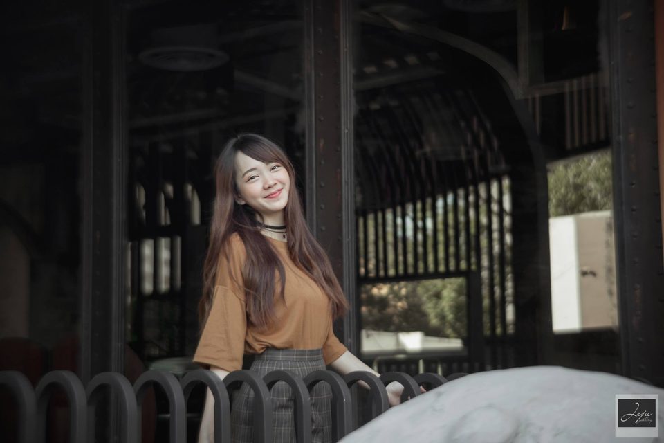 Fenfern Aeryingsak A Girl With Smile – ảnh 5