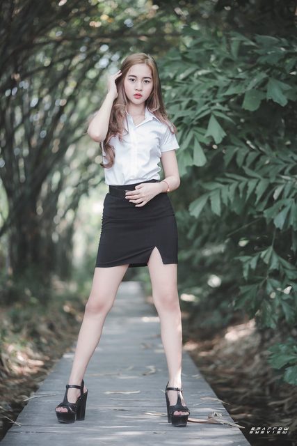 Student Uniform – photo 3