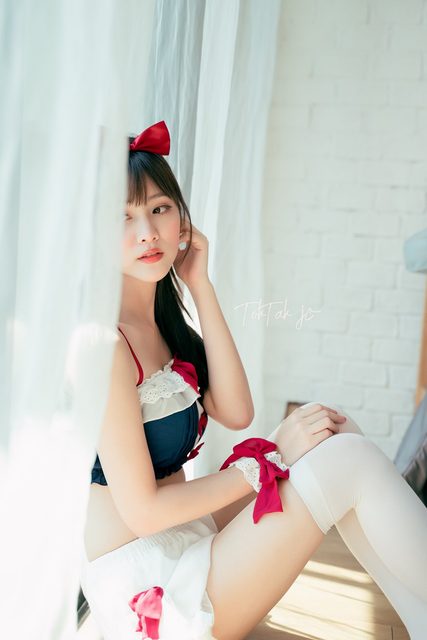 Waralee Teerapanpong Sailor Moon Lingerie – photo 2