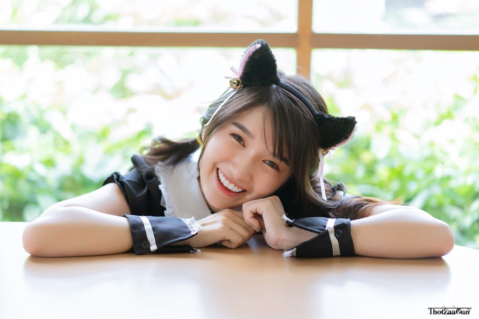 Yatawee Limsiripothong   The cute black cat – photo 13