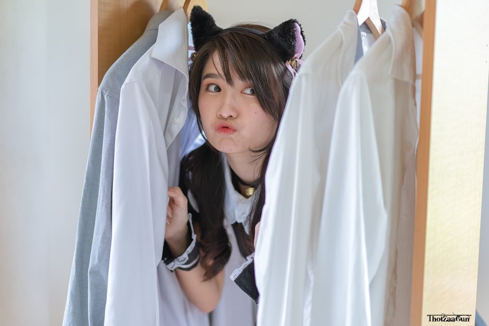 Yatawee Limsiripothong   The cute black cat – photo 18