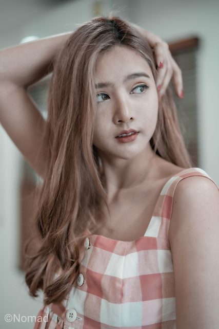 Aintoaon Nantawong   Pretty little Brunette girl smiling – ảnh 14