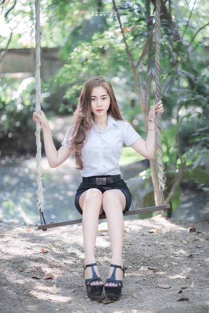 Student Uniform – photo 1