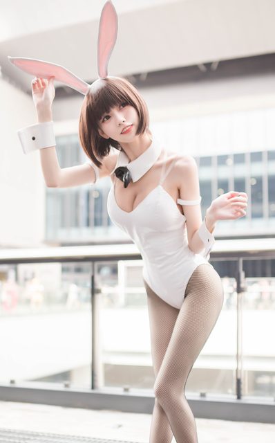 Megumi Kato + Học Tỷ + Sawamura Spencer Eriri – photo 1