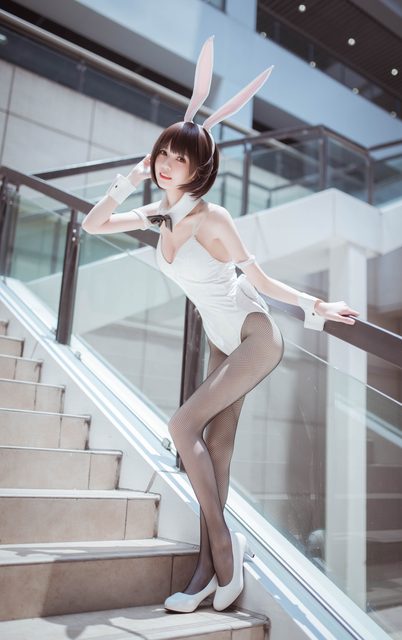Megumi Kato + Học Tỷ + Sawamura Spencer Eriri – photo 4