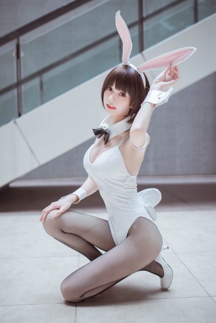 Megumi Kato + Học Tỷ + Sawamura Spencer Eriri – photo 11